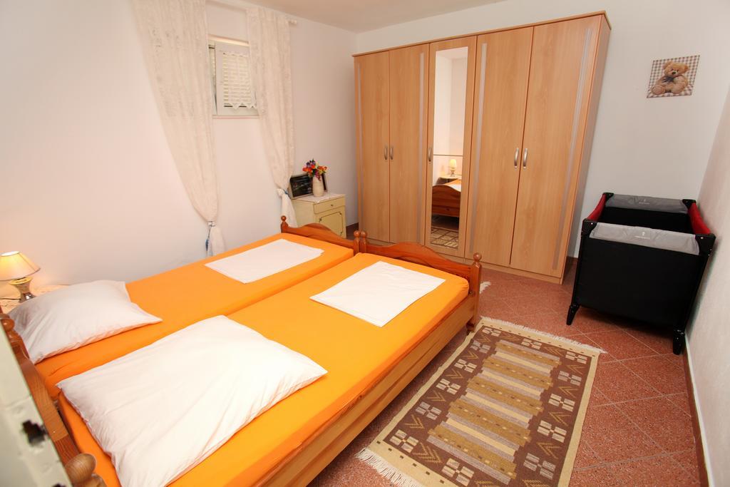 Apartments Jasmin Trogir Exteriér fotografie